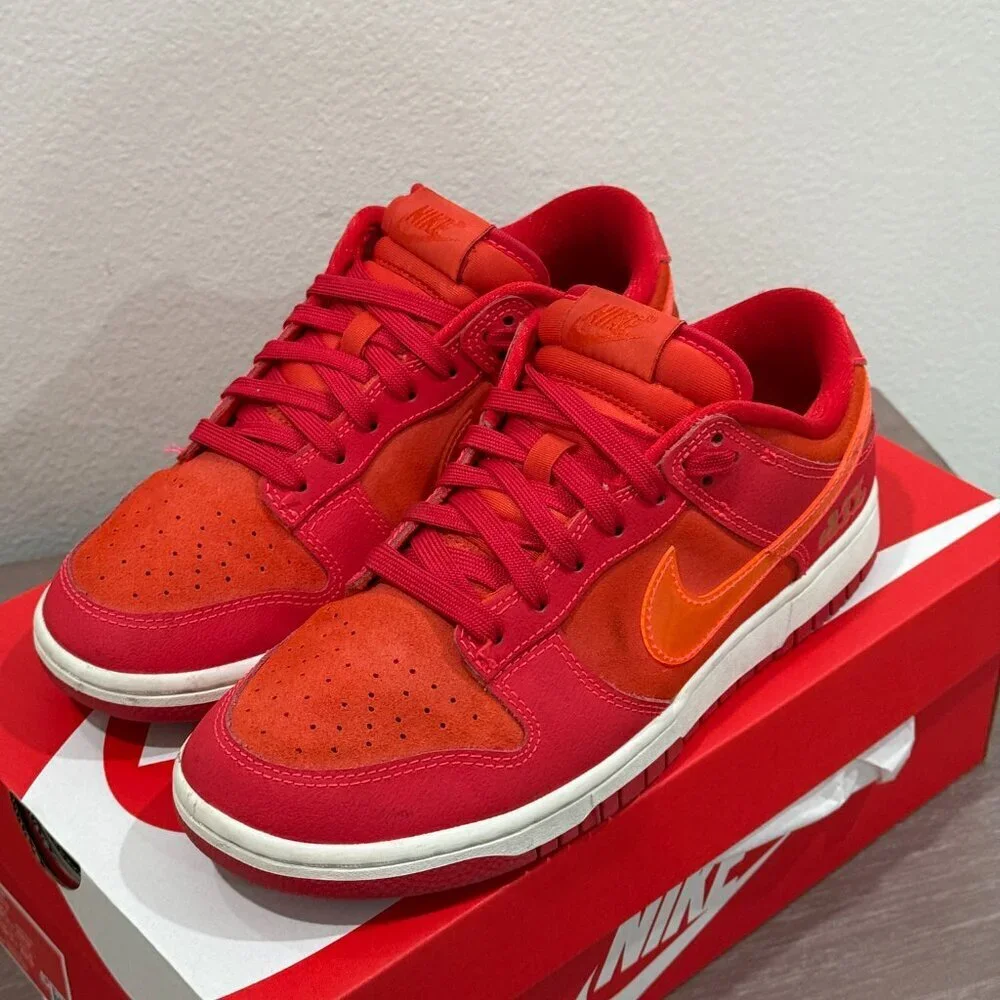 NIKE DUNK LOW ATL UNIVERSITY RED/BRIGHT CRIMSON UNIVERSITE ROUGE/CRAMOISI VIF - Picture 3 of 8
